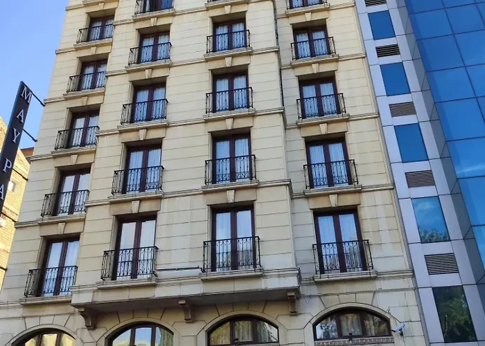 May Park Hotel